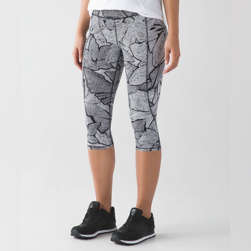 LULULEMON | Tight Stuff Crop